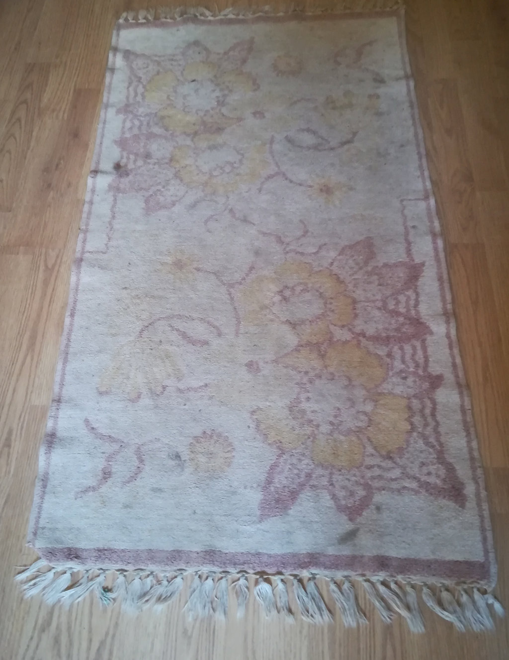 Tapis sale avant nettoyage